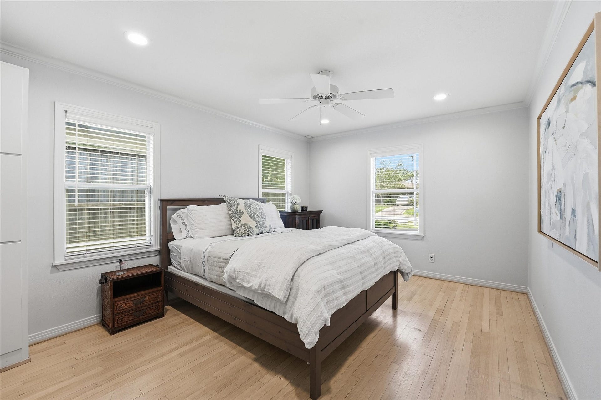 1006 Prince Street, Houston, TX 77008 Secondary bedroom