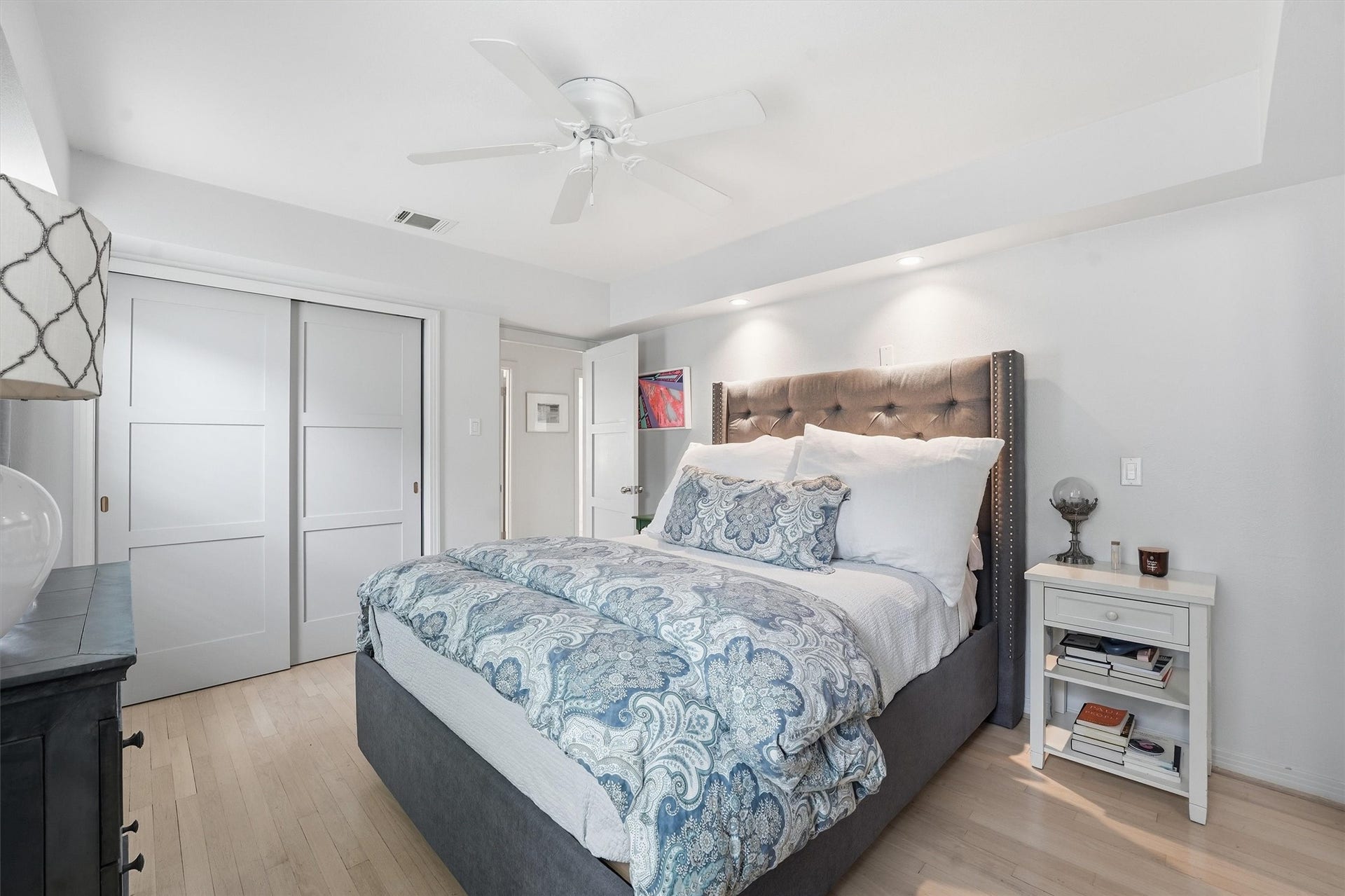 1006 Prince Street, Houston, TX 77008 Primary suite