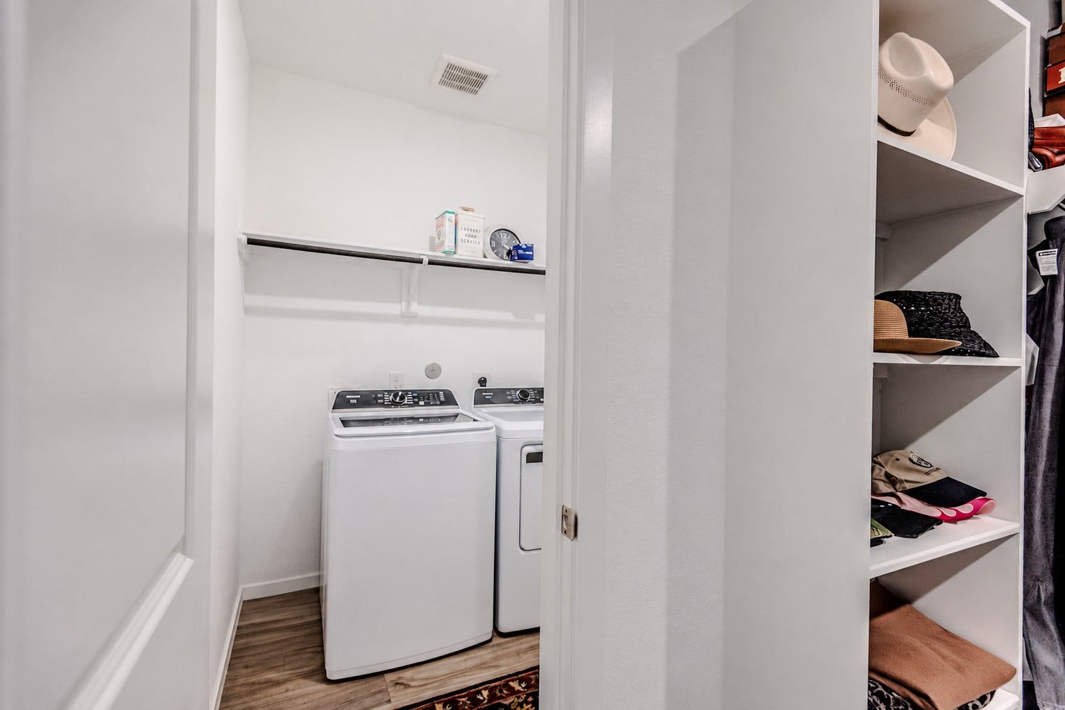 218 Curly Cucumber Circle, Richmond, TX 77406 Laundry connects to walk-in primary closet