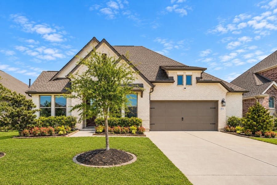 Property photo for 2723 Lakeside Shore Drive, League City, TX