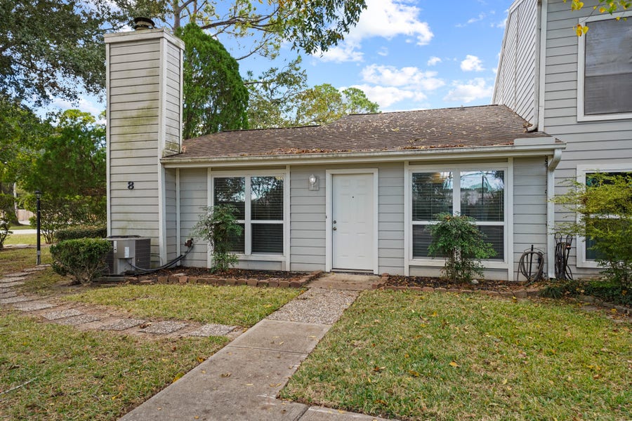 Property photo for 8 Hideaway Drive, Friendswood, TX