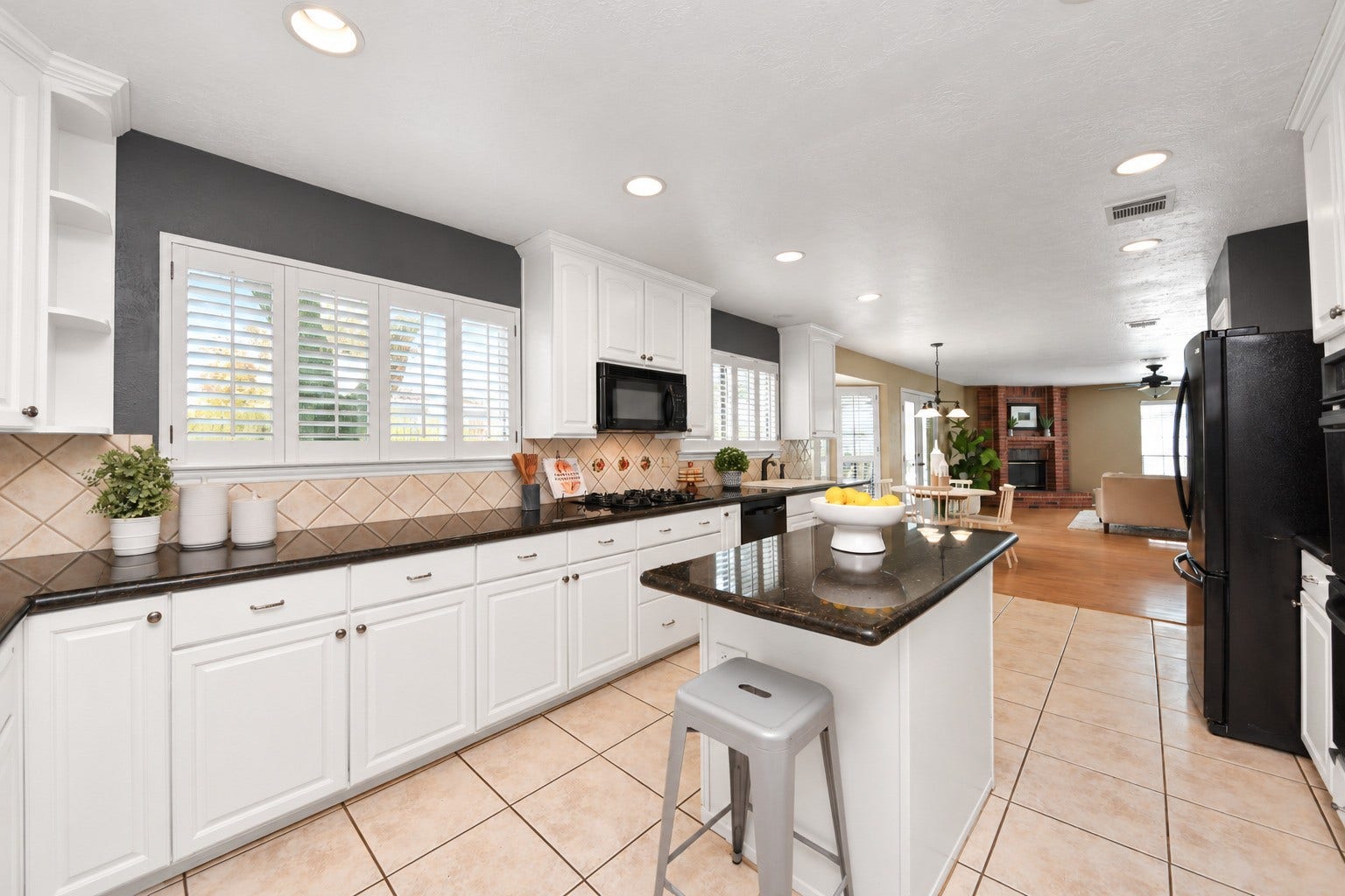 7615 Park Falls Drive, Houston, TX 77095 Cabinets shown in white for illustration purposes