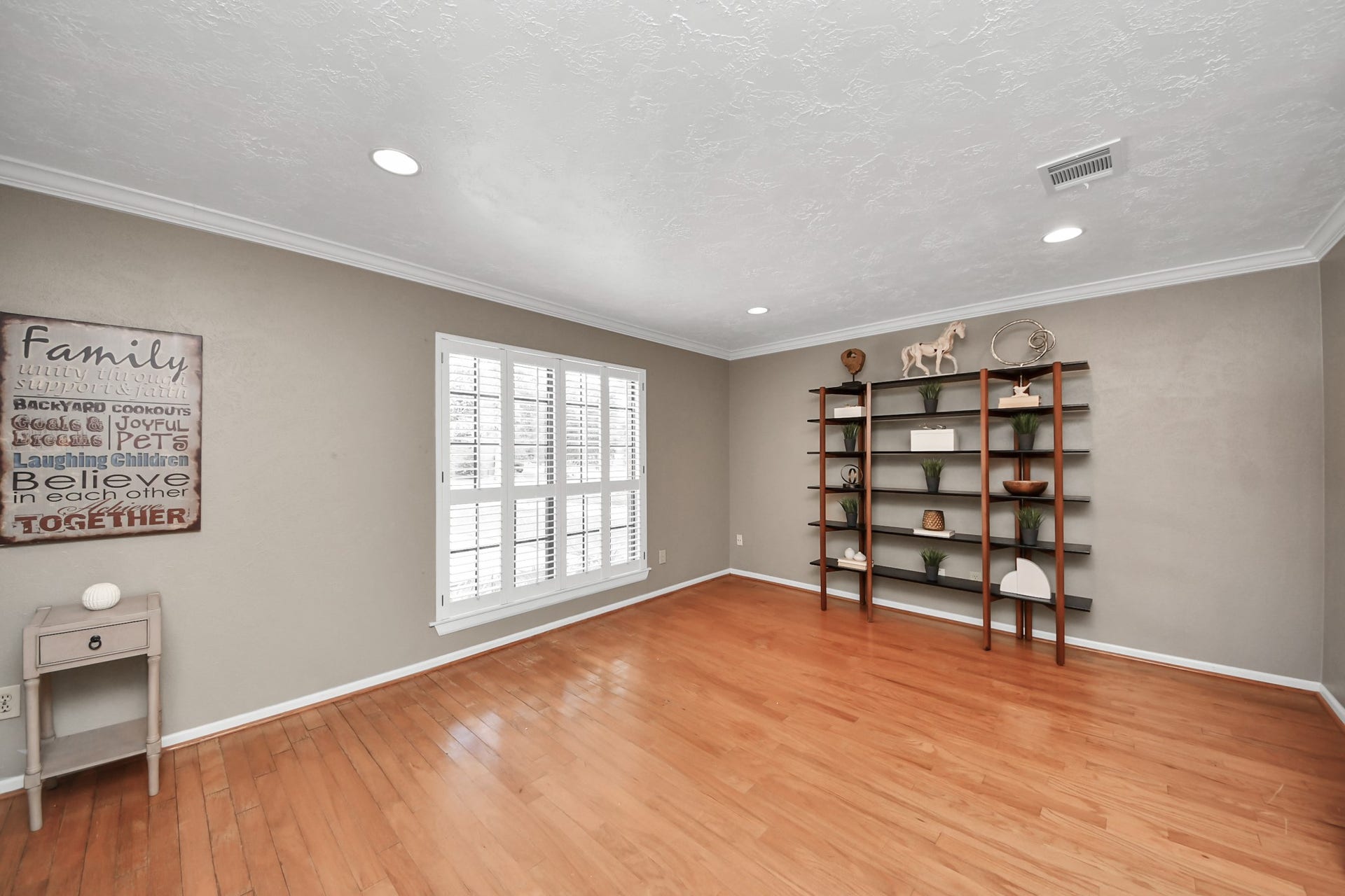7615 Park Falls Drive, Houston, TX 77095 Loads of natural light fills the main living spaces