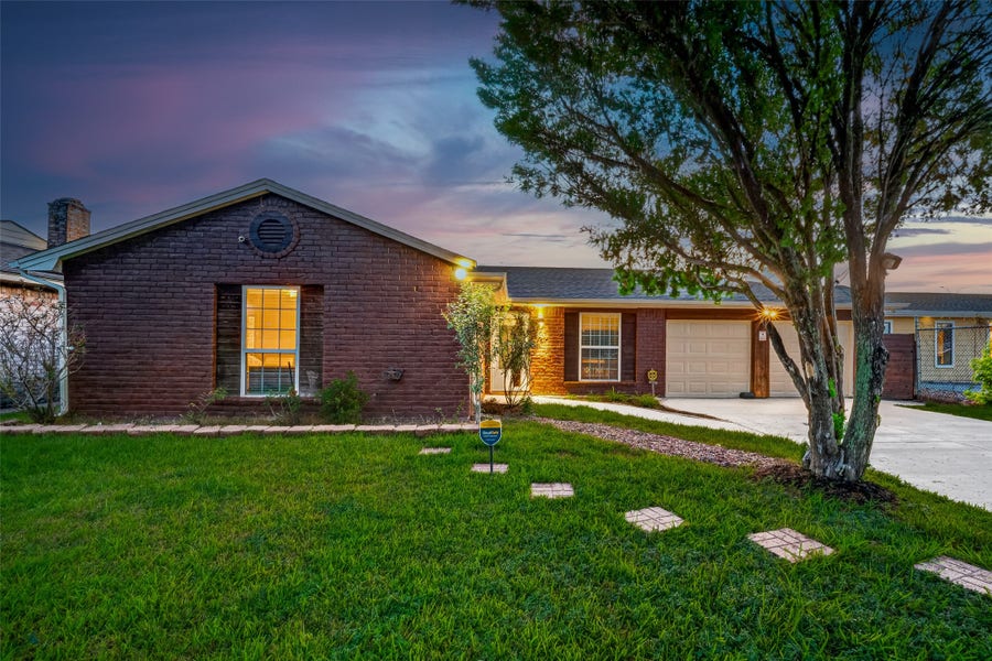 Property photo for 6114 S Greenpark Drive, Houston, TX
