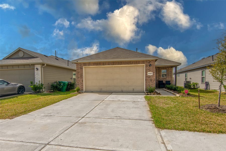 Property photo for 10507 Vinca Minor Lane, Houston, TX