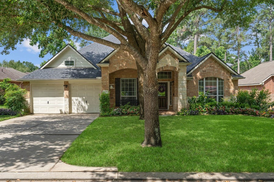 Property photo for 2504 N Yorkchase Lane, Conroe, TX