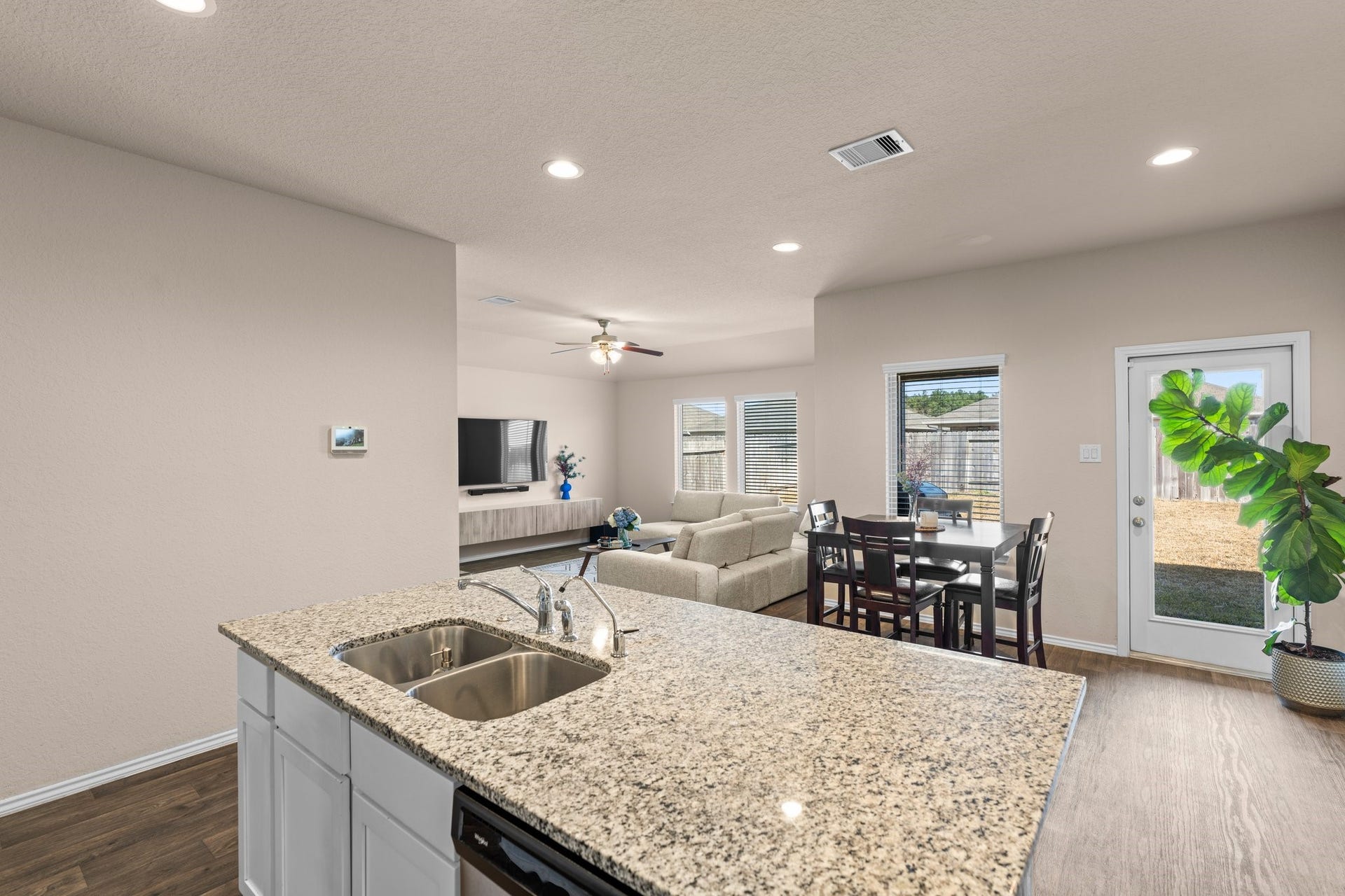 18315 Klamath Falls Lane, New Caney, TX 77357 18315 Klamath Falls Lane, New Caney, TX 77357