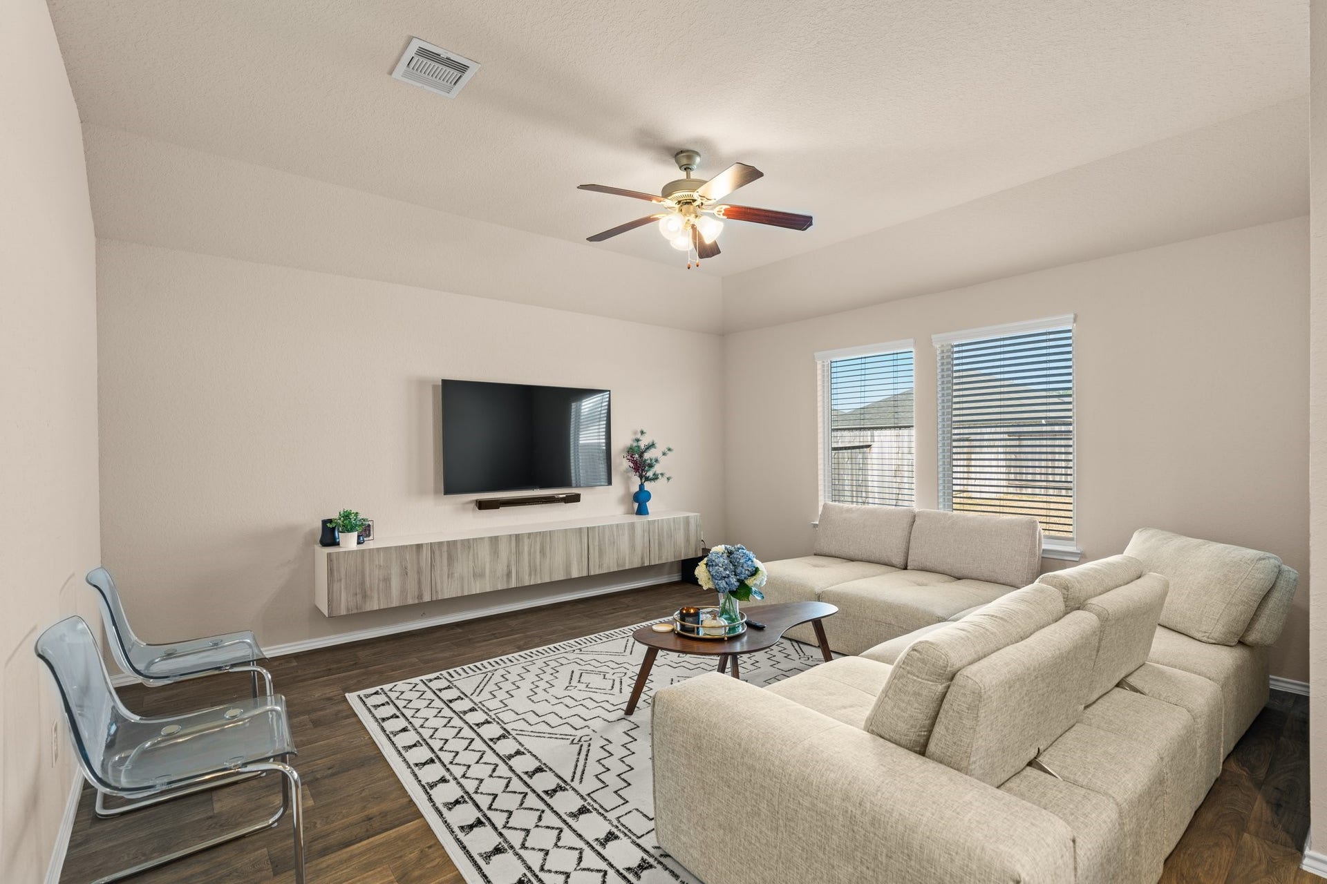 18315 Klamath Falls Lane, New Caney, TX 77357 18315 Klamath Falls Lane, New Caney, TX 77357