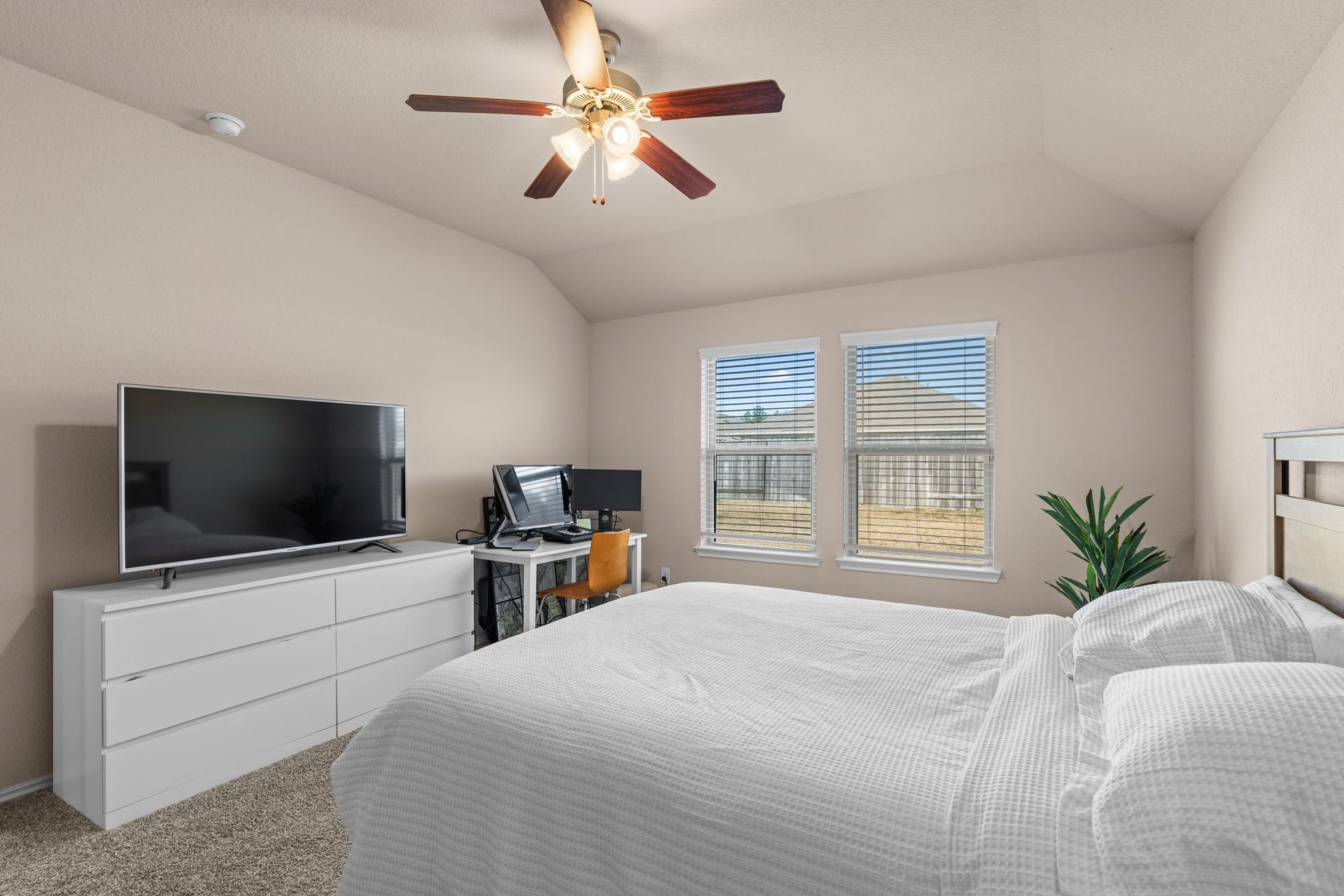 18315 Klamath Falls Lane, New Caney, TX 77357 18315 Klamath Falls Lane, New Caney, TX 77357