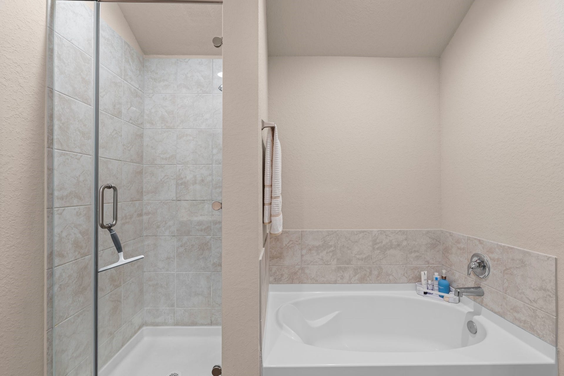 18315 Klamath Falls Lane, New Caney, TX 77357 18315 Klamath Falls Lane, New Caney, TX 77357
