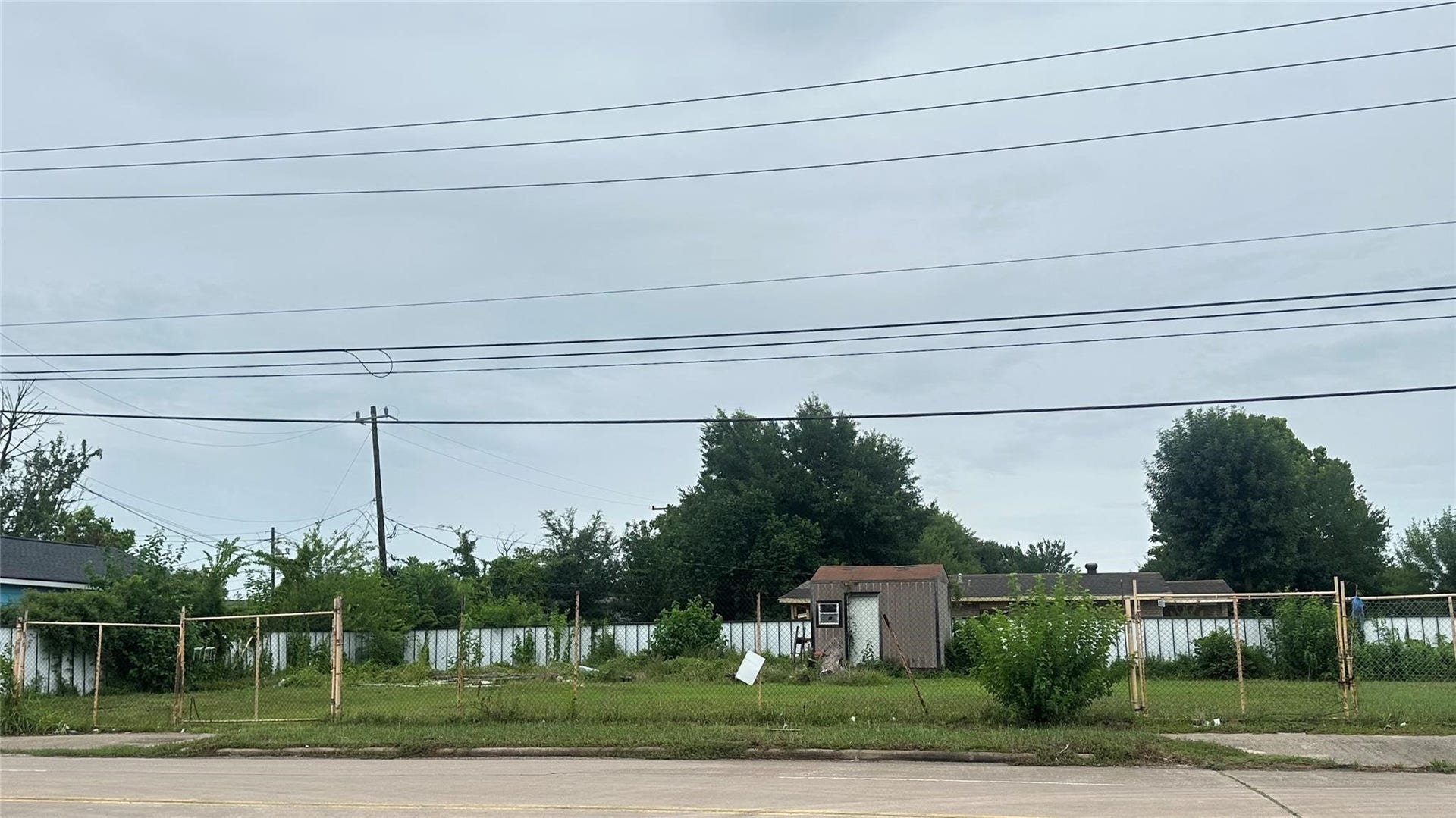 1916 Peachwood Drive, Pasadena, TX 77502 1916 Peachwood Drive, Pasadena, TX 77502