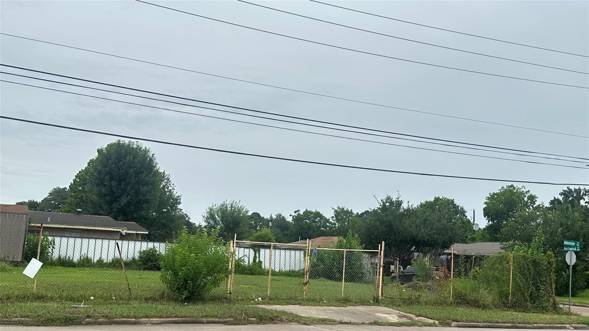 1916 Peachwood Drive, Pasadena, TX 77502 1916 Peachwood Drive, Pasadena, TX 77502