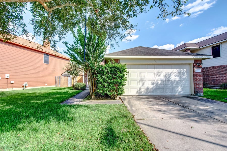 Property photo for 3906 Portman Glen Lane, Houston, TX