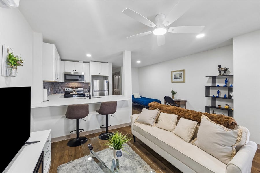 Property photo for 1224 Welch Street, #1, Houston, TX