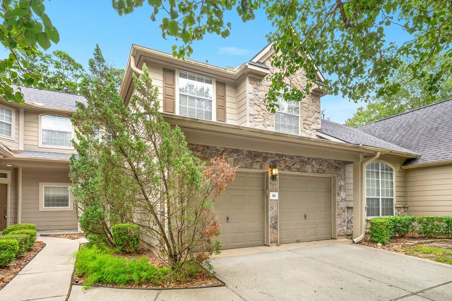 Property photo for 86 N Valley Oaks Circle, The Woodlands, TX