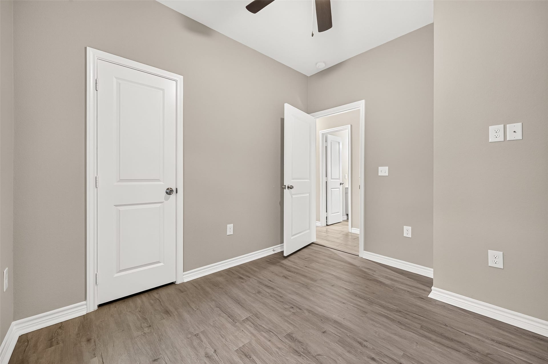 16853 Glenheath, Montgomery, TX 77316 16853 Glenheath, Montgomery, TX 77316