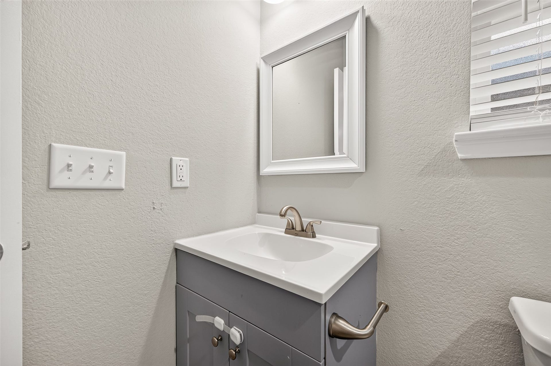 16853 Glenheath, Montgomery, TX 77316 16853 Glenheath, Montgomery, TX 77316