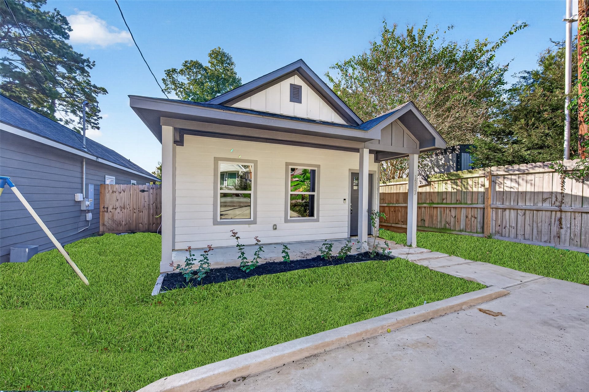 16853 Glenheath, Montgomery, TX 77316 16853 Glenheath, Montgomery, TX 77316