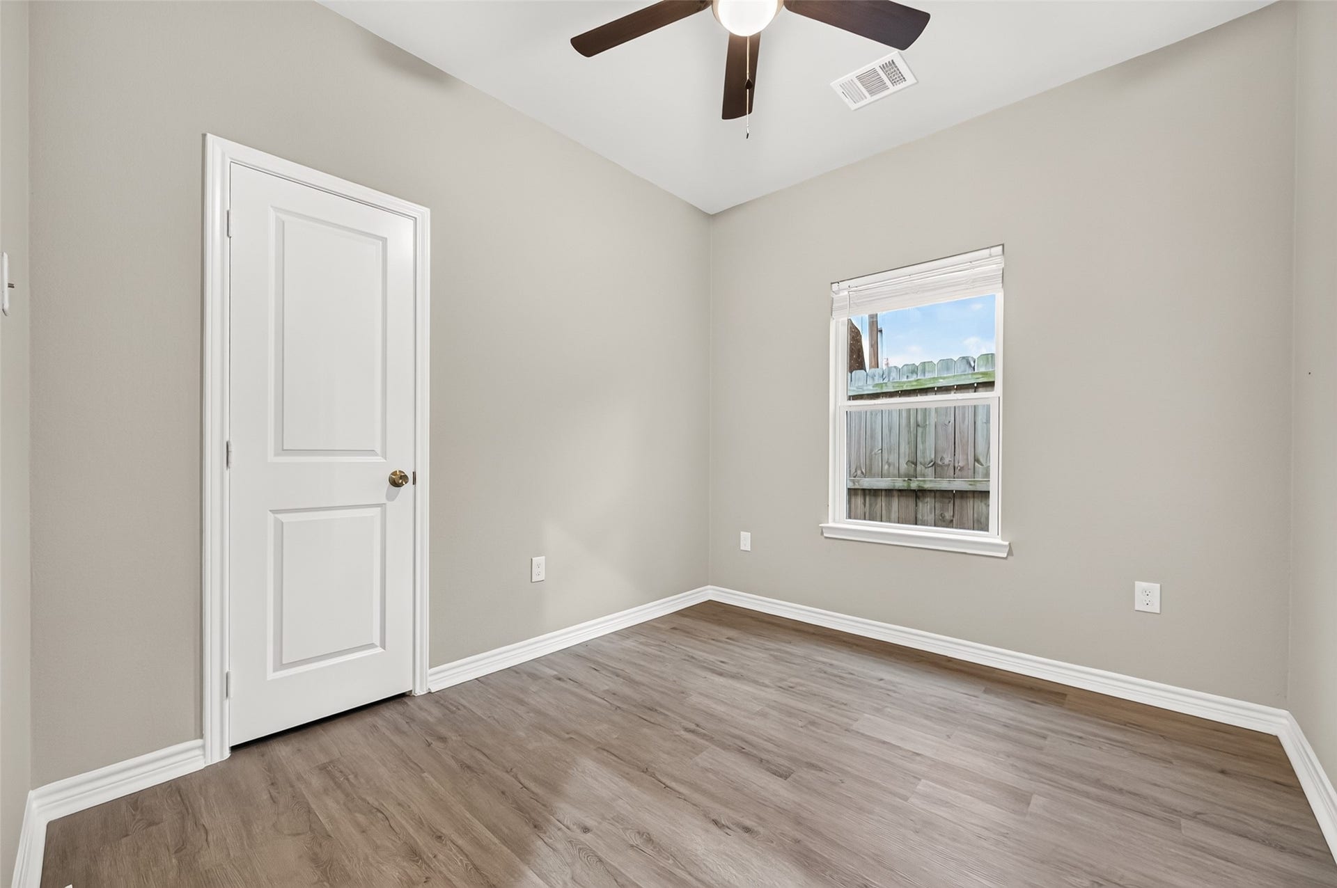 16853 Glenheath, Montgomery, TX 77316 16853 Glenheath, Montgomery, TX 77316