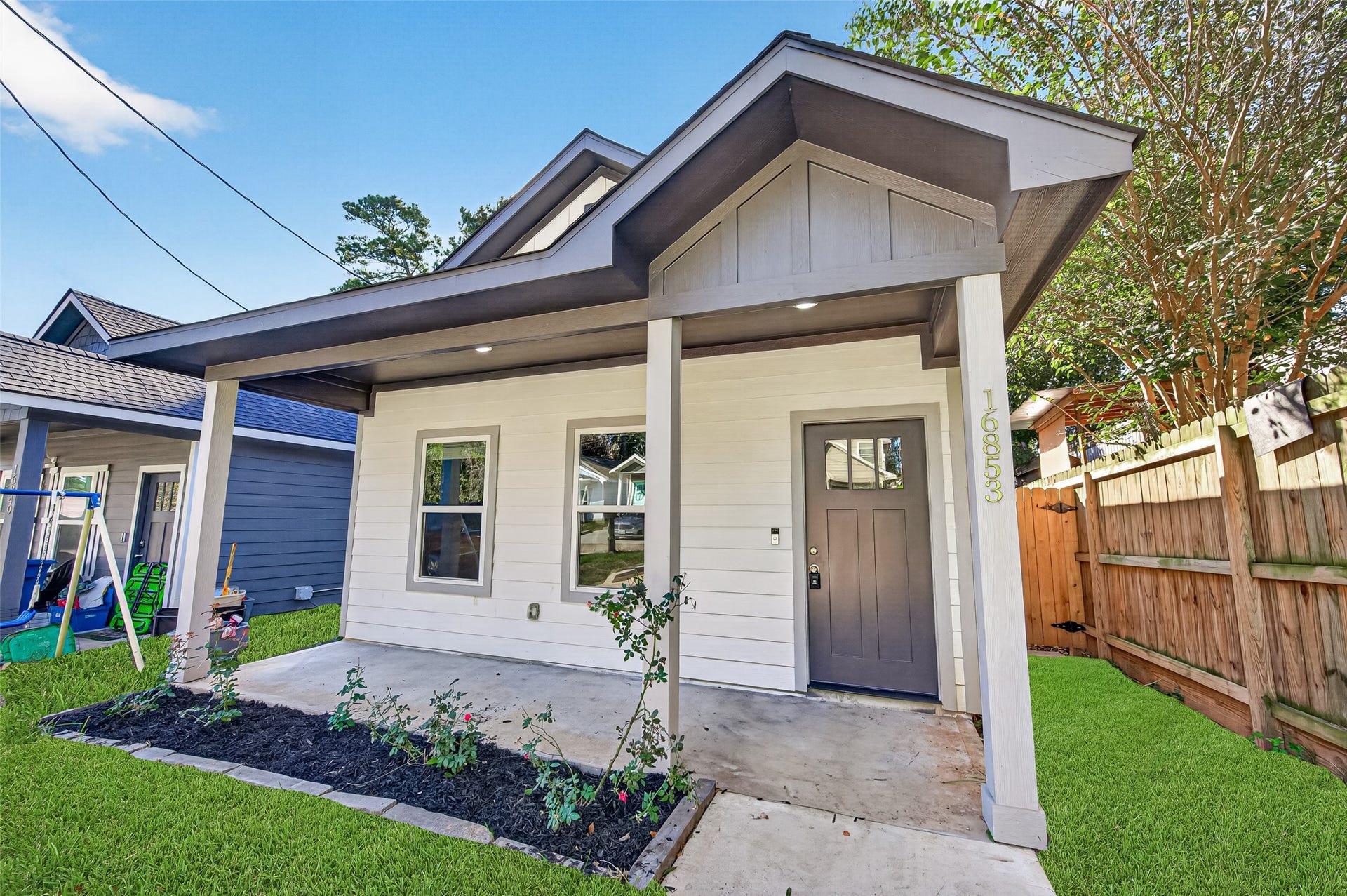 16853 Glenheath, Montgomery, TX 77316 16853 Glenheath, Montgomery, TX 77316