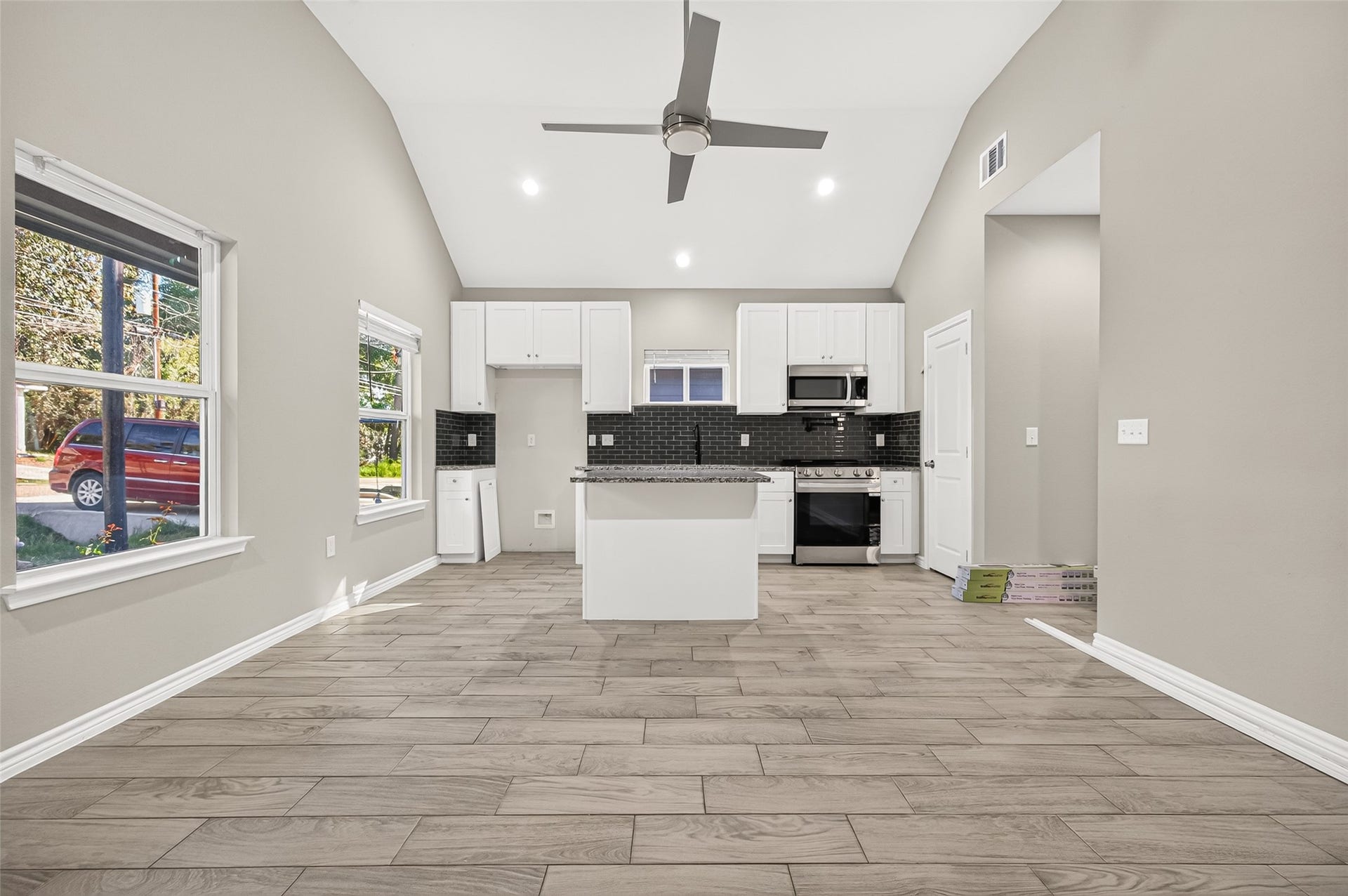 16853 Glenheath, Montgomery, TX 77316 16853 Glenheath, Montgomery, TX 77316