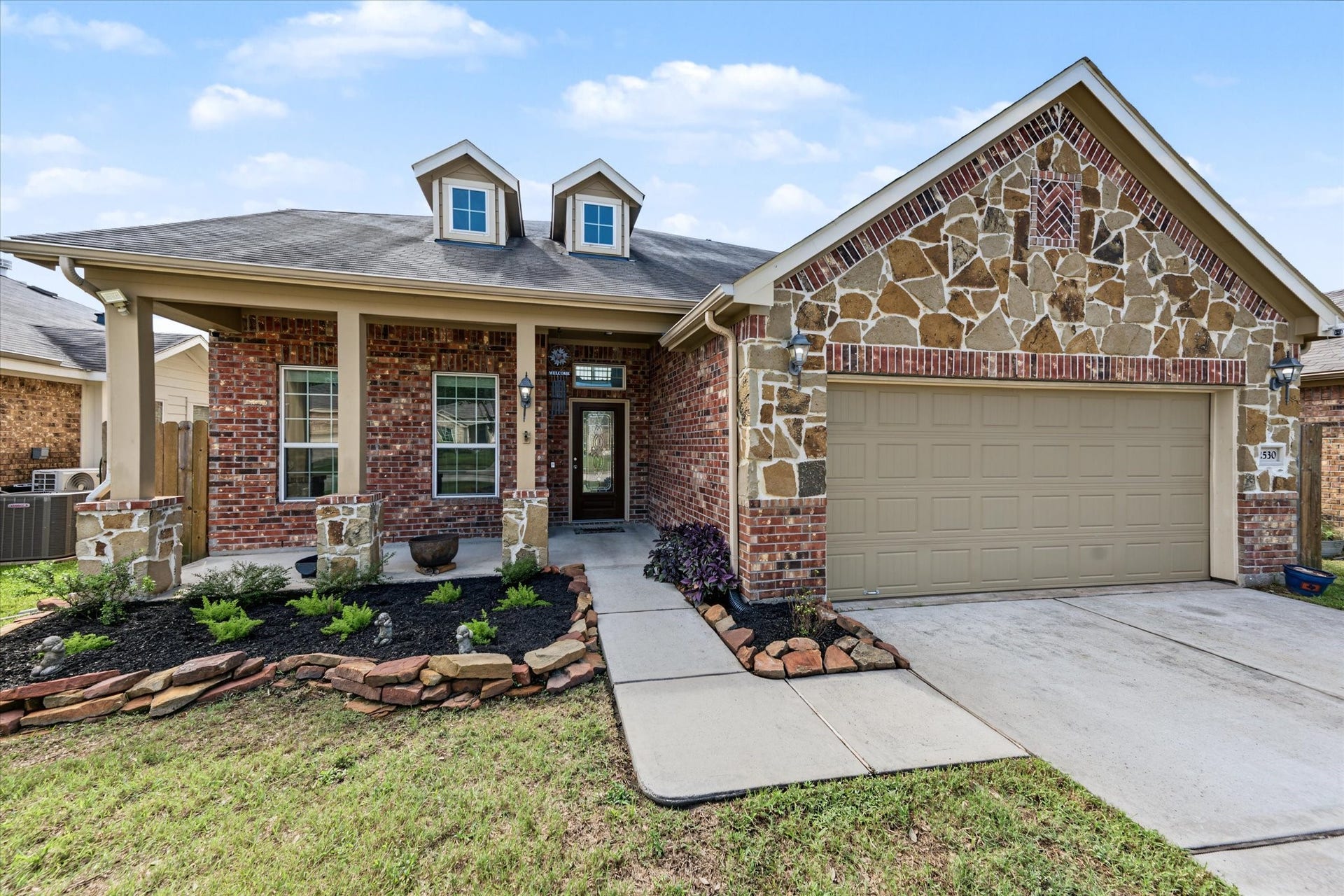 2530 Wood Park Boulevard, Conroe, TX 77304