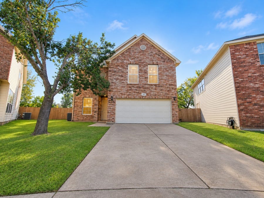 Property photo for 1915 Wood Shadows Drive, Missouri City, TX