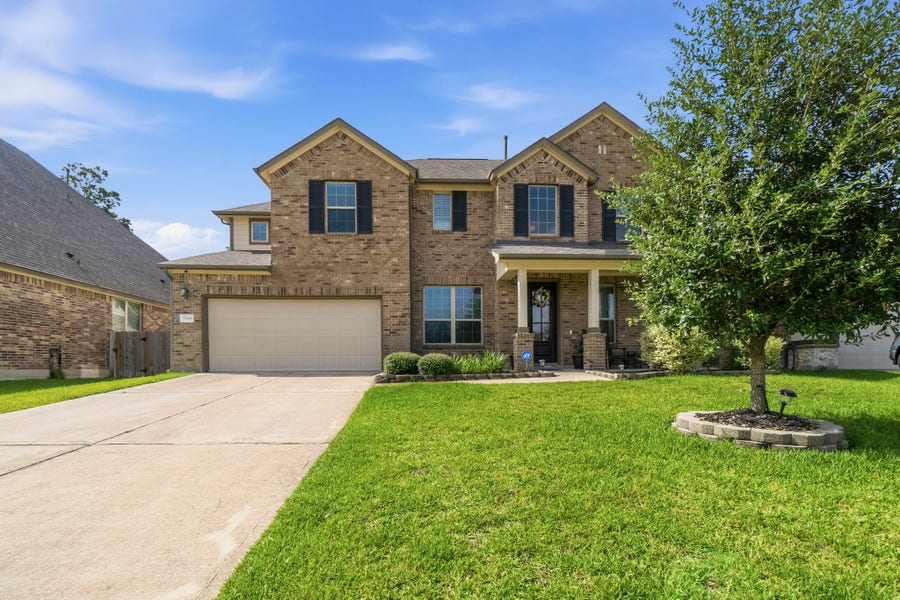 Property photo for 30985 Laurel Creek Lane, Conroe, TX