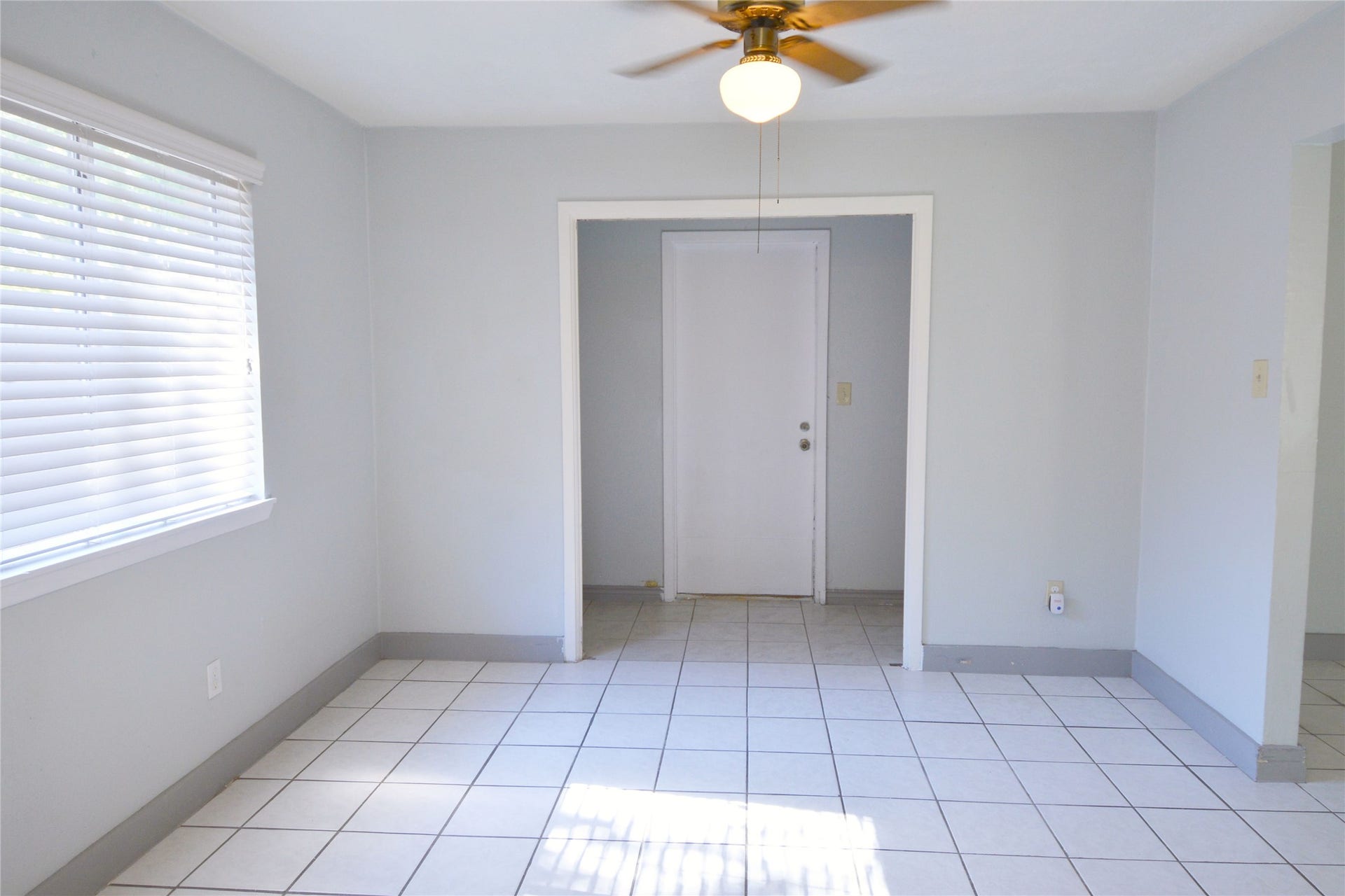 208 Leafwood Circle, League City, TX 77573 208 Leafwood Circle, League City, TX 77573
