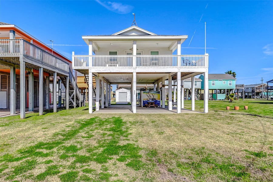 Property photo for 862 Holiday, Crystal Beach, TX