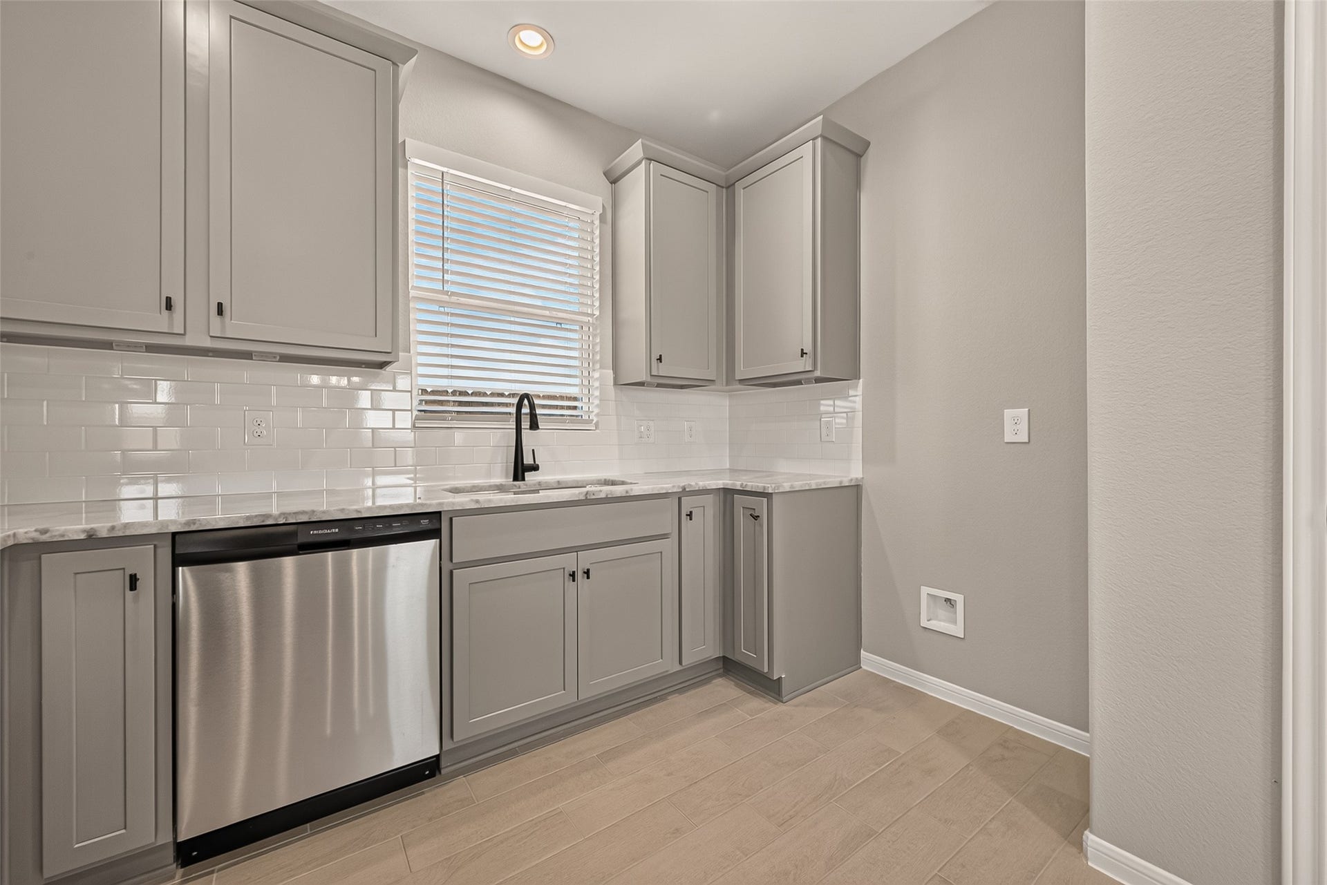 457 Stone Placa, Brookshire, TX 77423 457 Stone Placa, Brookshire, TX 77423