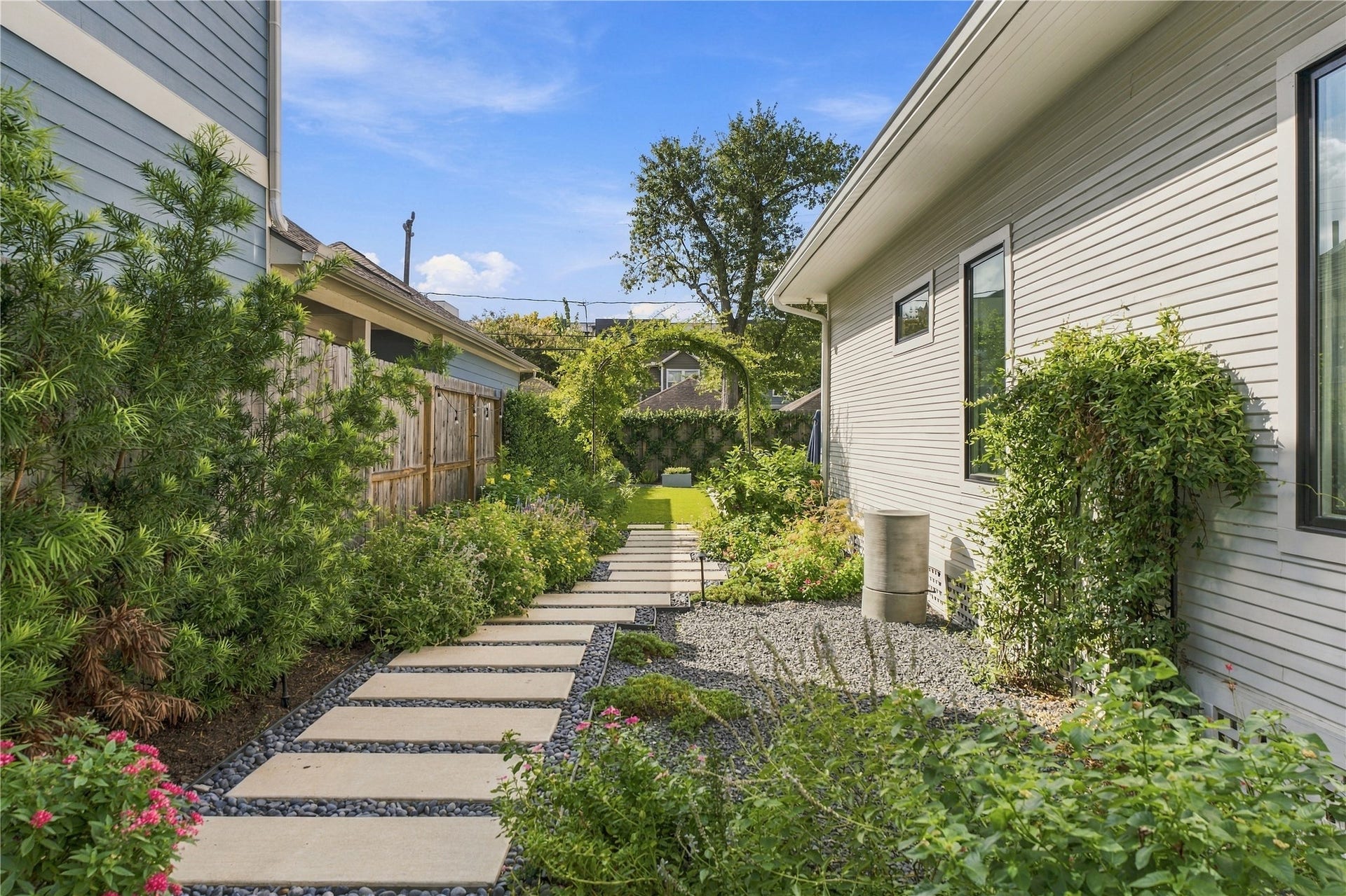620 W 21st Street, Houston, TX 77008 620 W 21st Street, Houston, TX 77008