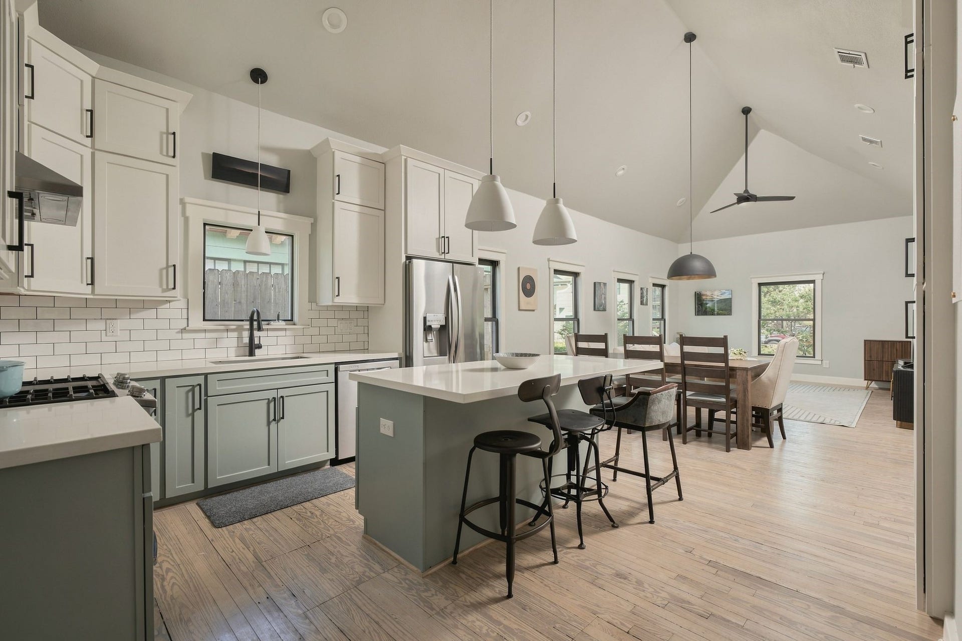 620 W 21st Street, Houston, TX 77008 620 W 21st Street, Houston, TX 77008