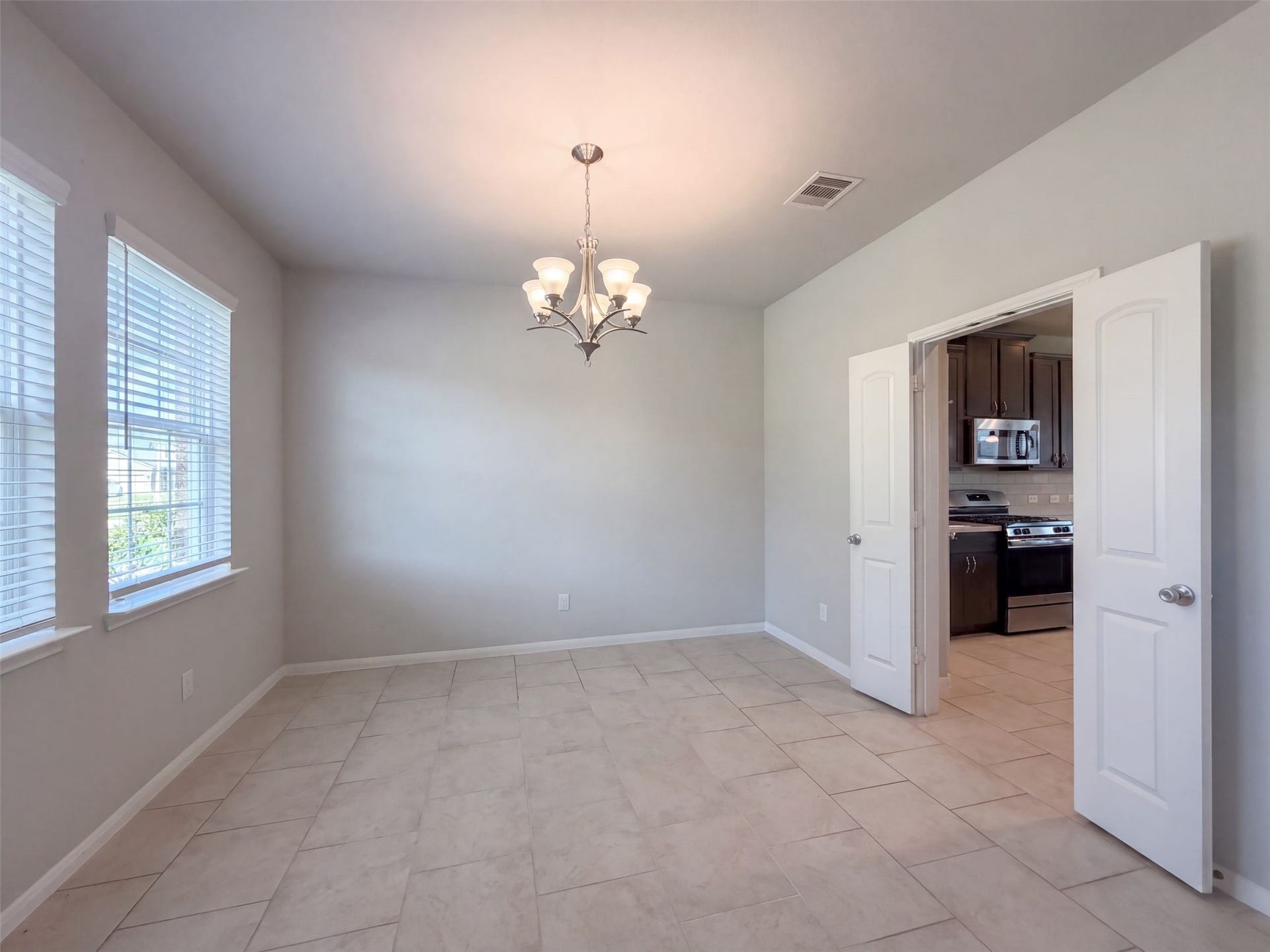222 Ashley Way, Alvin, TX 77511 222 Ashley Way, Alvin, TX 77511