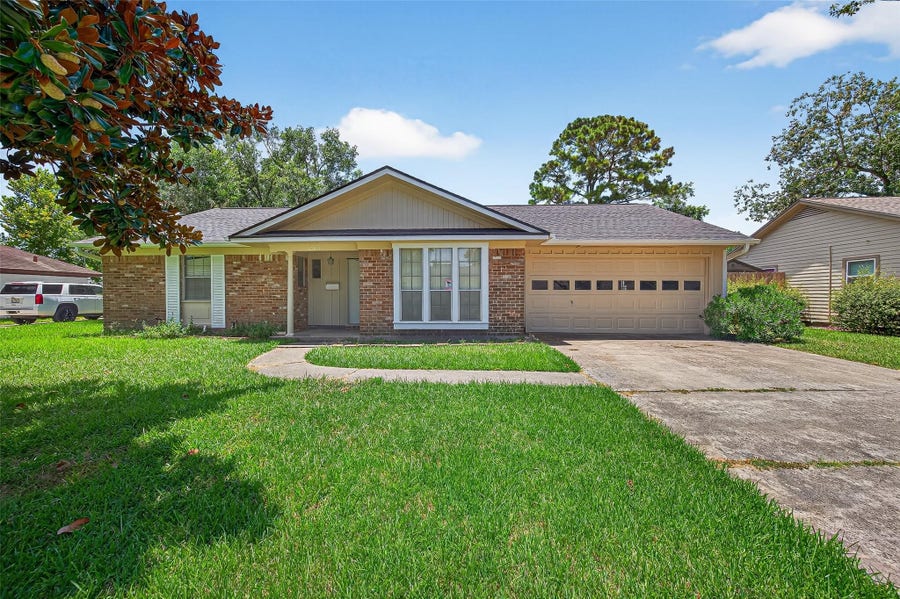 Property photo for 10318 Belfast Road, La Porte, TX