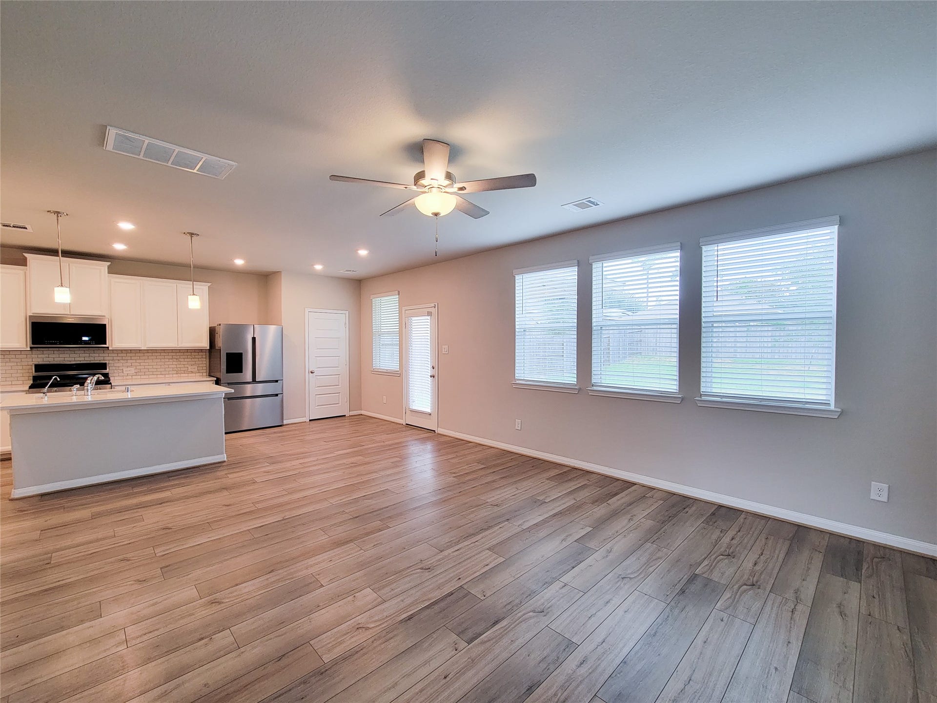 18528 Meadow Point Lane, Conroe, TX 77316 18528 Meadow Point Lane, Conroe, TX 77316