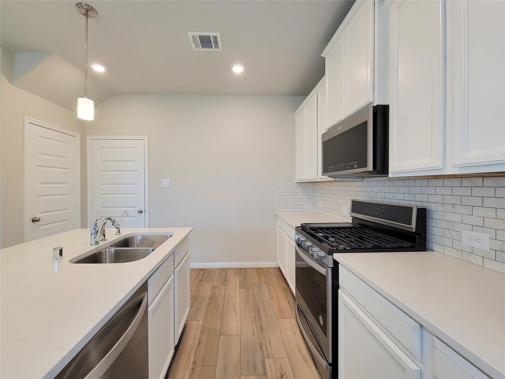 18528 Meadow Point Lane, Conroe, TX 77316 18528 Meadow Point Lane, Conroe, TX 77316