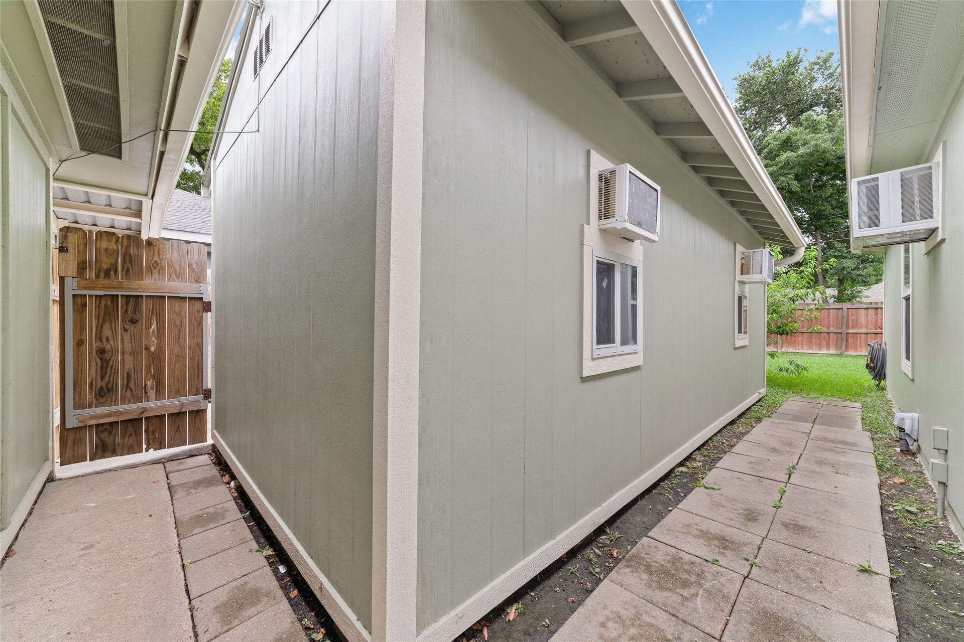 3511 Guthrie Drive, Pasadena, TX 77503