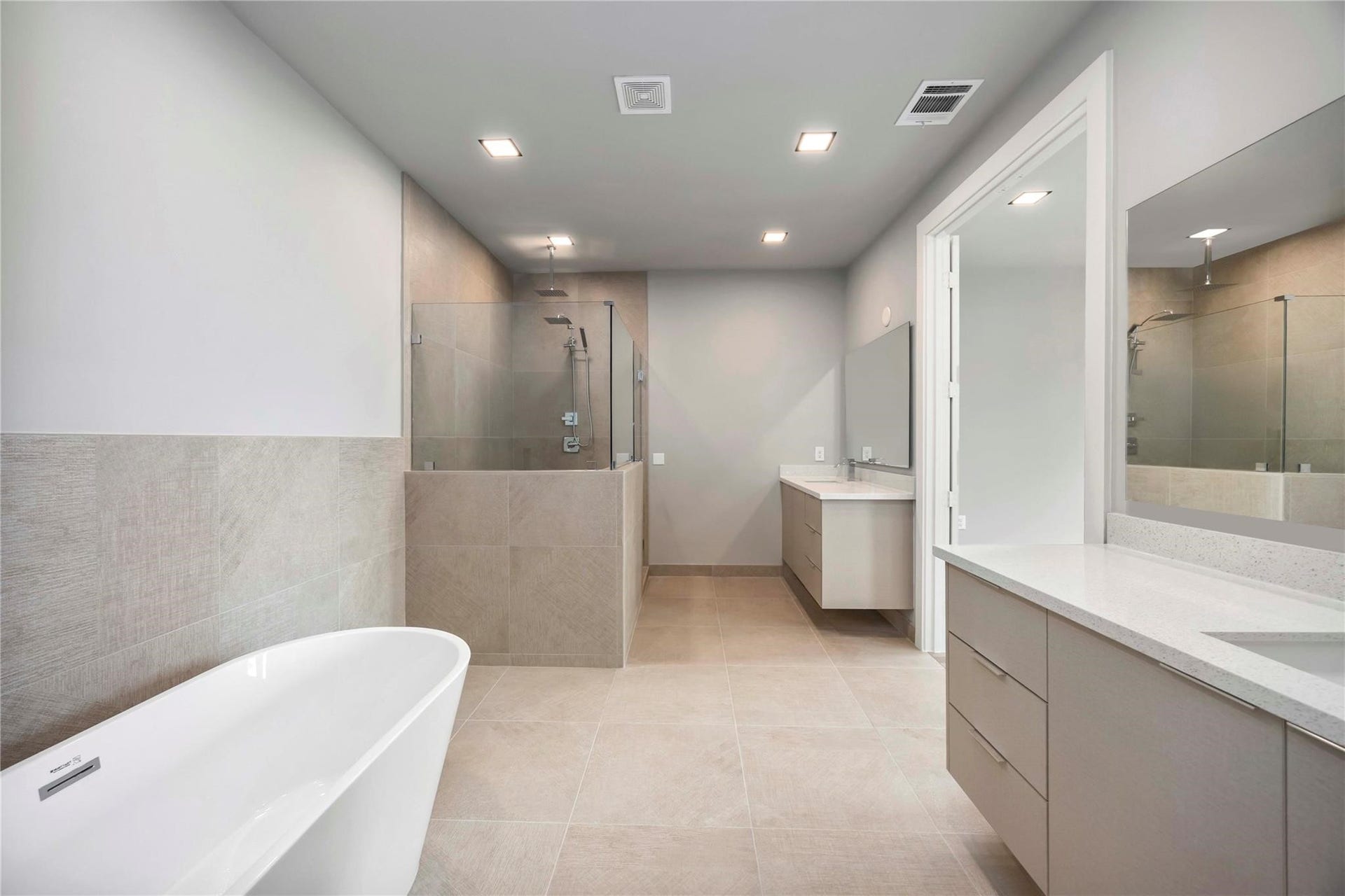 1115 W 21st Street, Houston, TX 77008 1115 W 21st Street, Houston, TX 77008