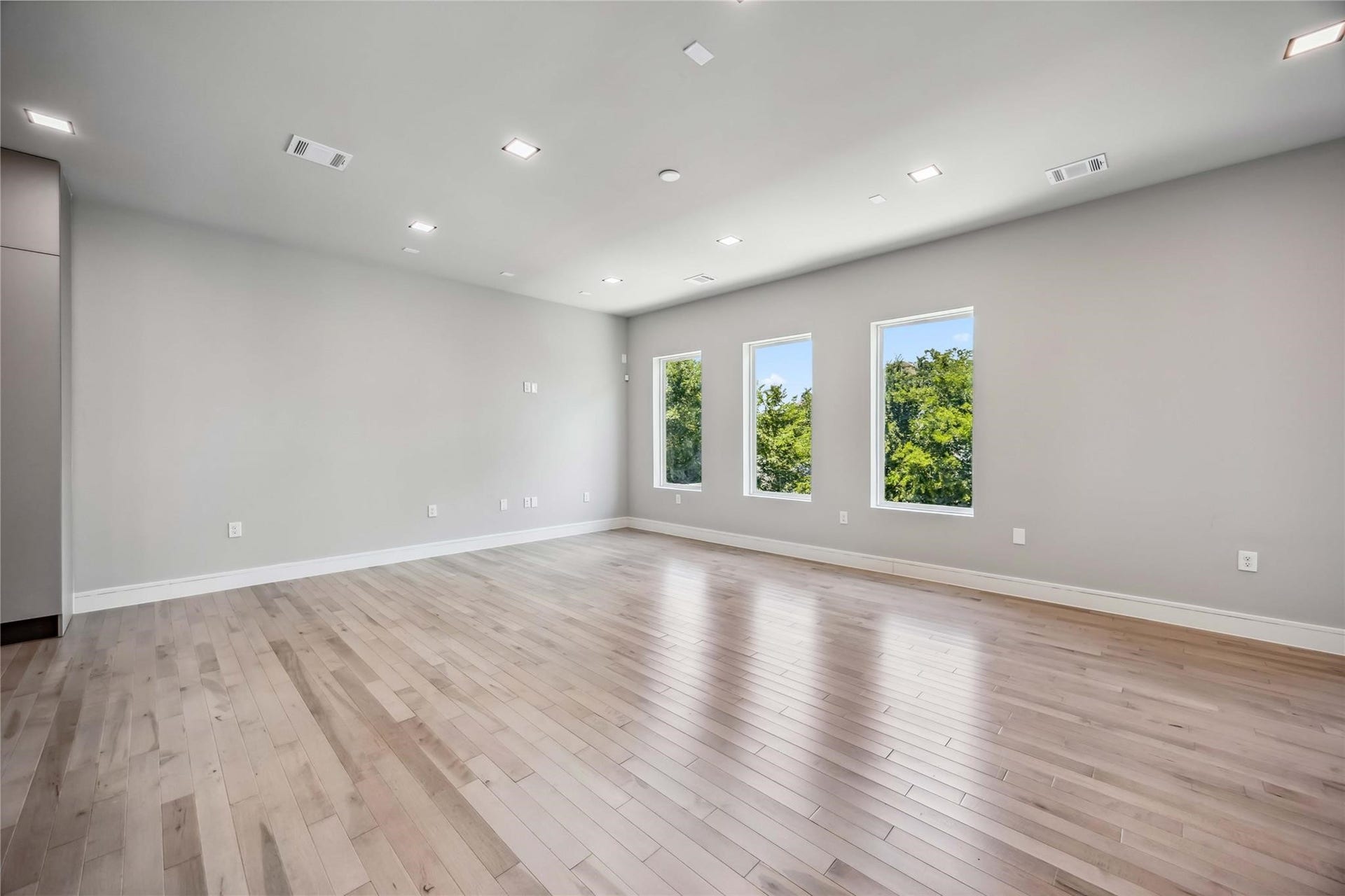 1115 W 21st Street, Houston, TX 77008 1115 W 21st Street, Houston, TX 77008