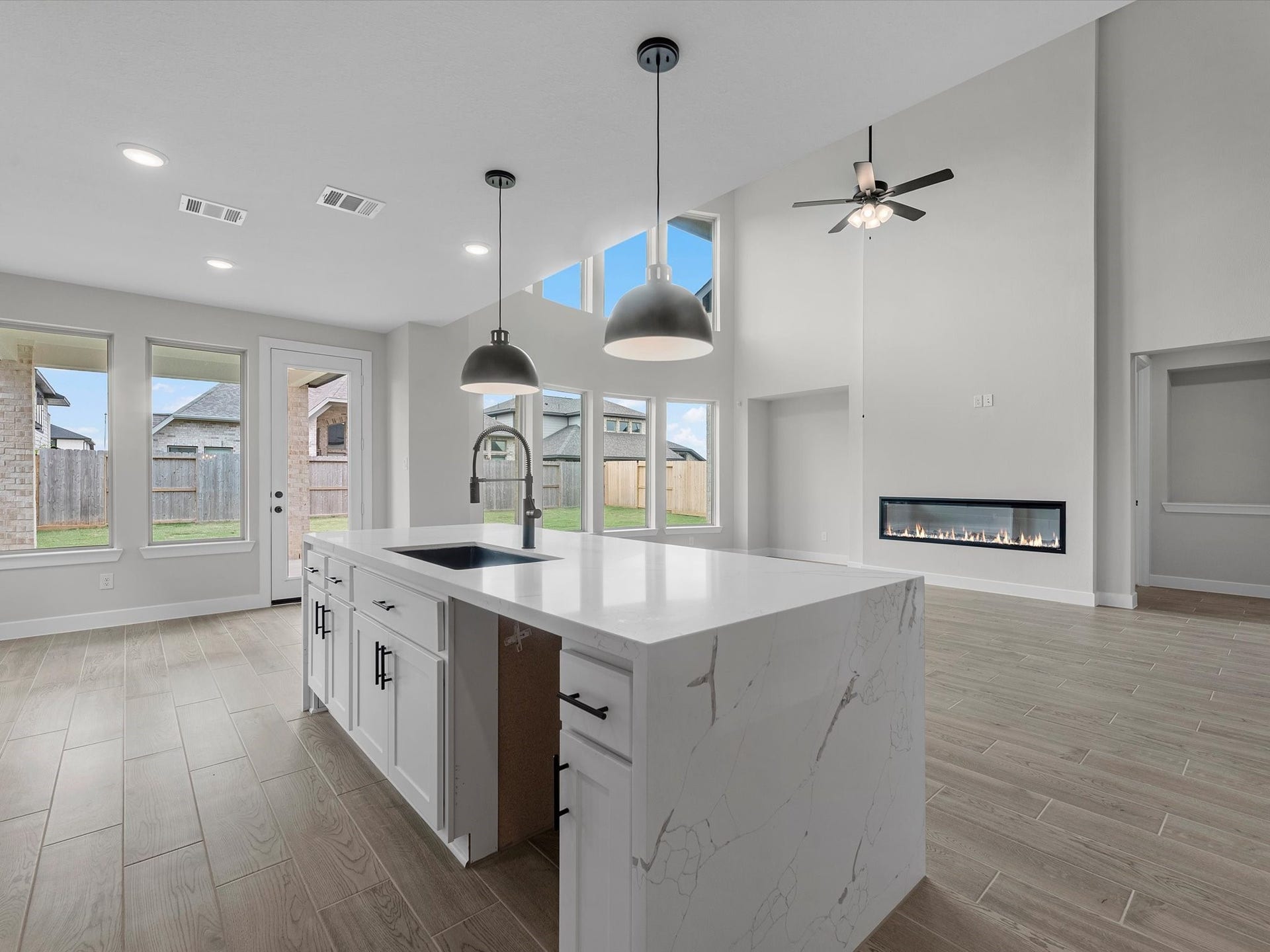 26715 Beacon Lodge Lane, Richmond, TX 77406