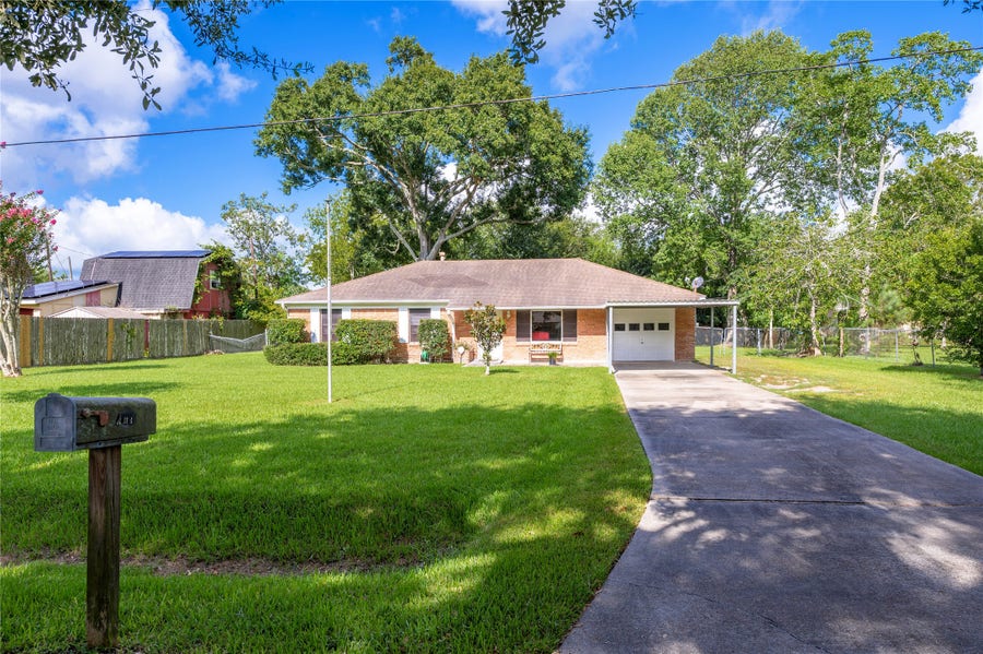 Property photo for 3310 Utah Avenue, Dickinson, TX