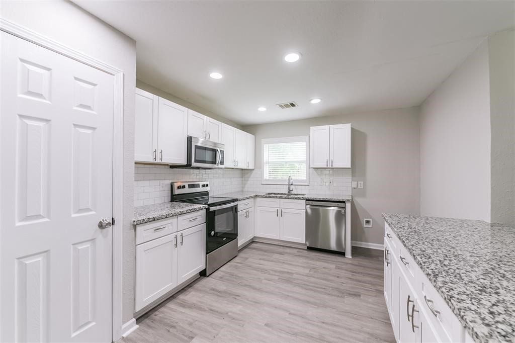 5118 Keystone Street, Houston, TX 77021 5118 Keystone Street, Houston, TX 77021