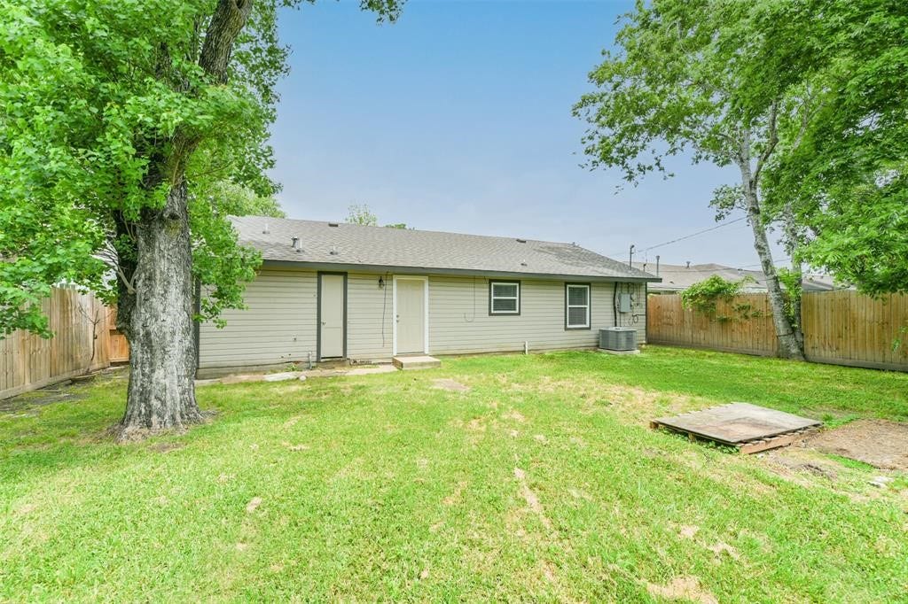 5118 Keystone Street, Houston, TX 77021 5118 Keystone Street, Houston, TX 77021