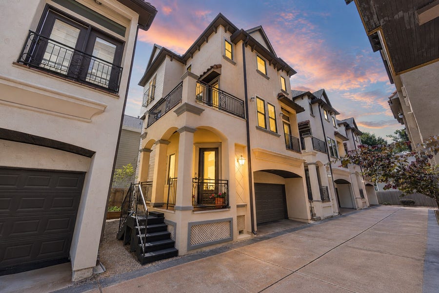 Property photo for 1506 W 23rd Street, #B, Houston, TX