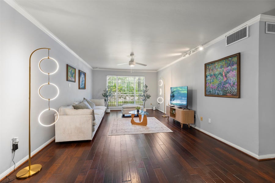Property photo for 2600 Bellefontaine Street, Houston, TX