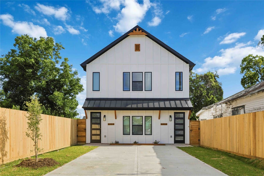 Property photo for 3211 Market Street, #A, Houston, TX