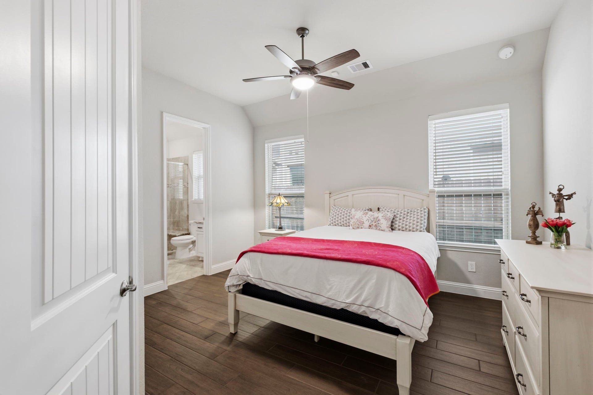 19314 Trotting Green Trail, Tomball, TX 77377 Another secondary bedroom that has it's own private ensuite bathroom.