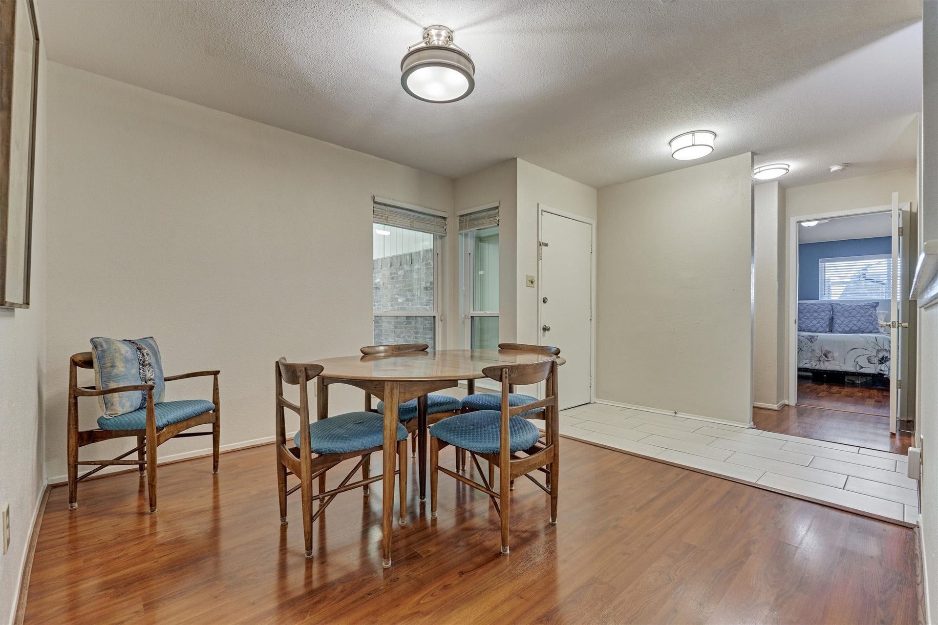 2 Rock Pine Court, The Woodlands, TX 77381 2 Rock Pine Court, The Woodlands, TX 77381