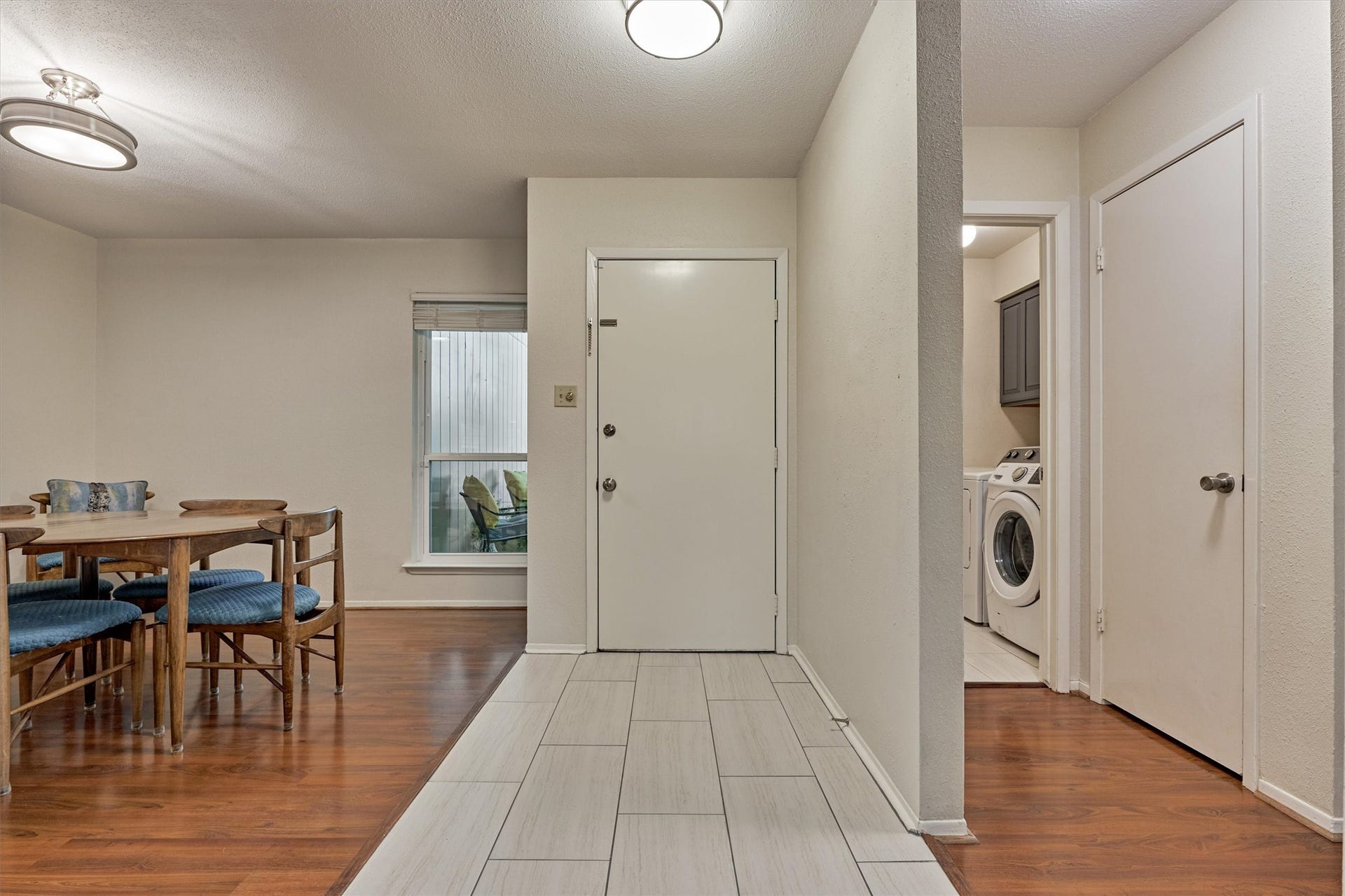 2 Rock Pine Court, The Woodlands, TX 77381 2 Rock Pine Court, The Woodlands, TX 77381